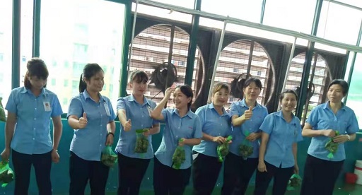 香蕉视频污版新能源锂香蕉视频免费版厂家,向组装pack生产线发放端午福利